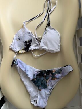 White Marble-Print Triangle Bikini Top and V-Front Bottoms
